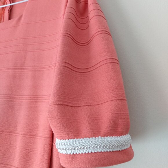 Amish Mennonite Cape Dress 42"B 38"W Coral Pink VERY Heavy Fabric - Picture 9 of 13